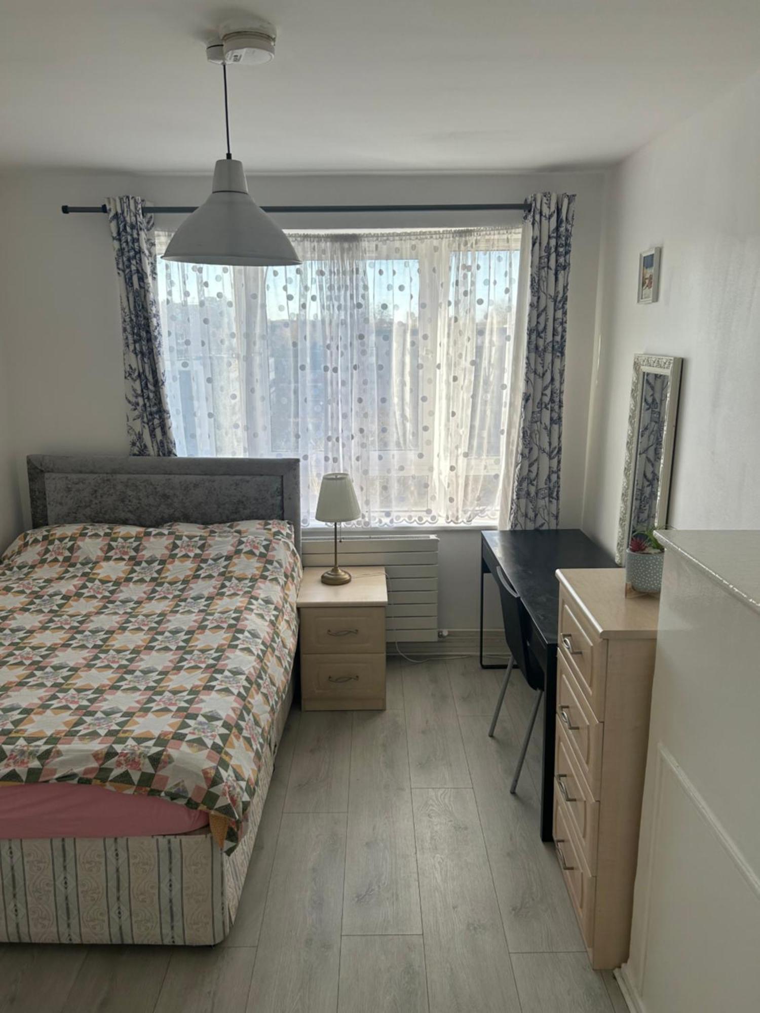 Cosy 2-Bedroom Flat In Finsbury Park, Modern, Convenient & Close To Central London! Exterior foto